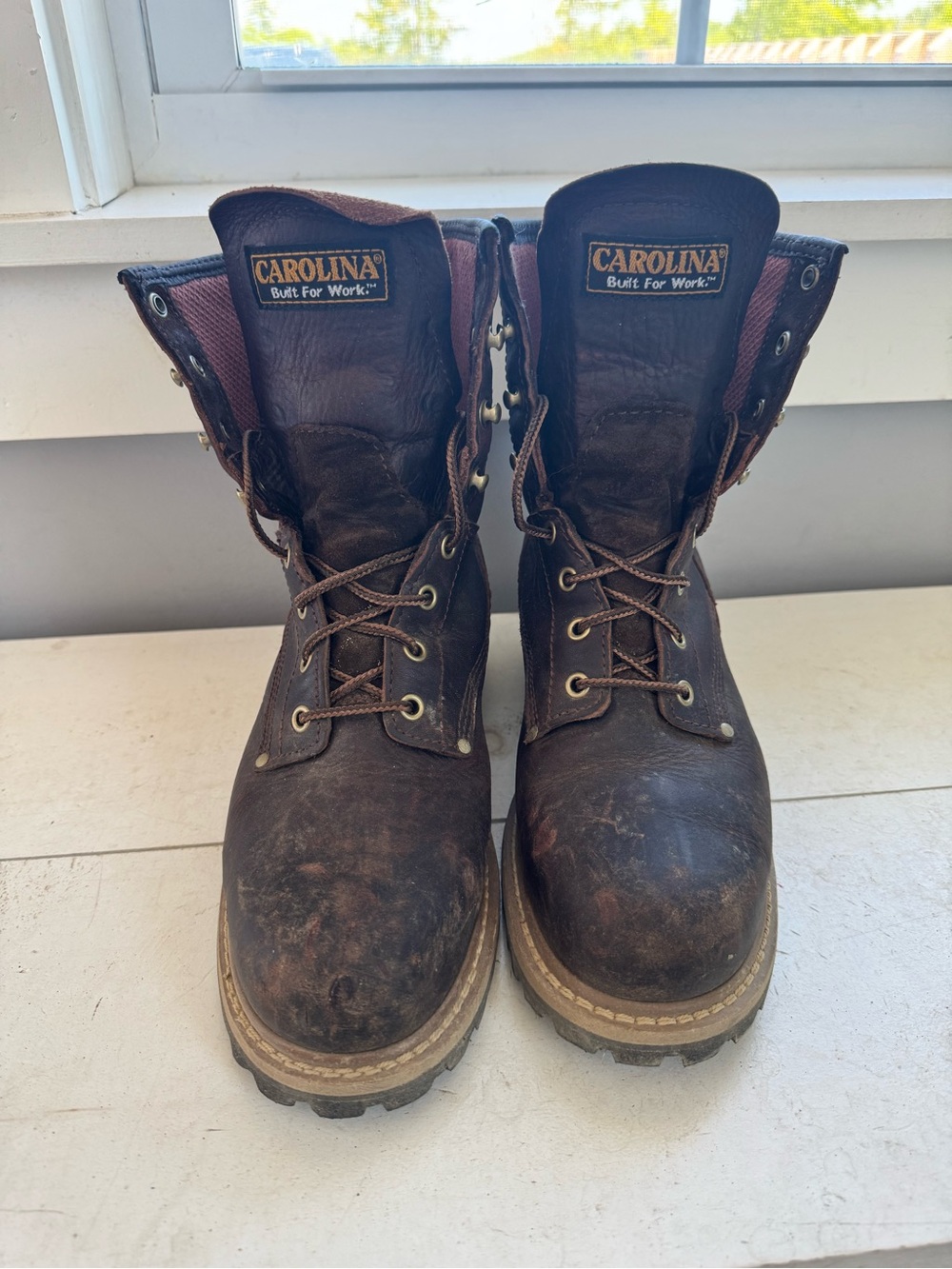 Women’s Brown Work Boots - Rugged Protective Steel-Toe Style